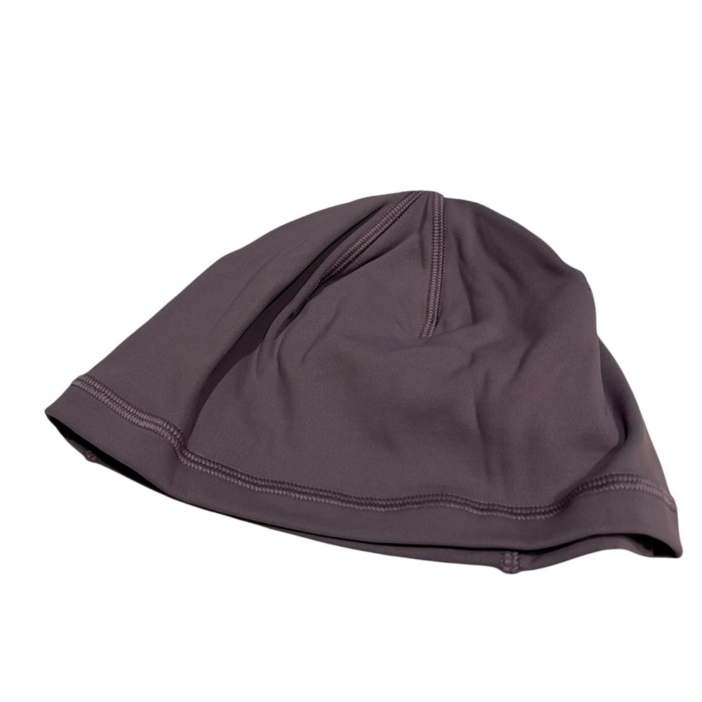 Lululemon fast and fleece Purple Beanie small NWT - Picture 2 of 2